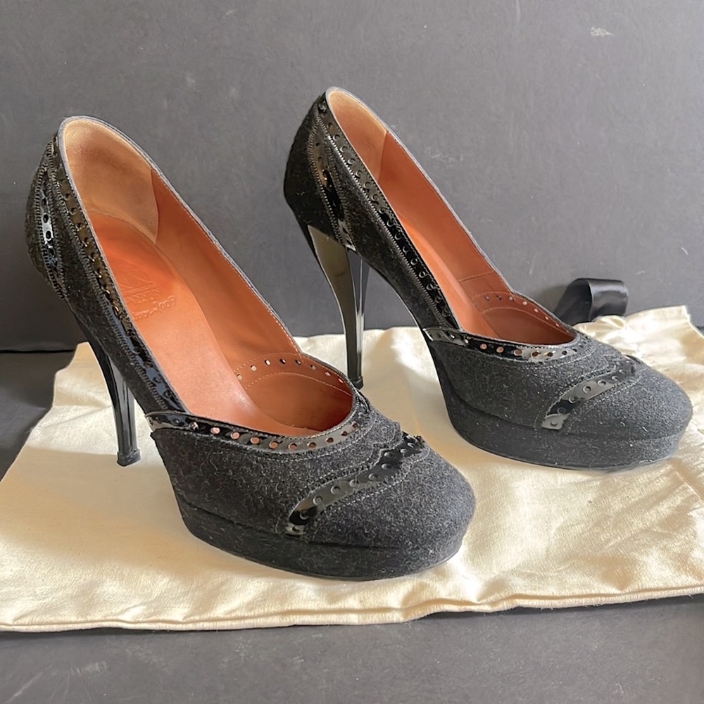 EUC - Lanvin Spectator Heels - Size 7.5 - Grey/ Black Patent - Platform Pump